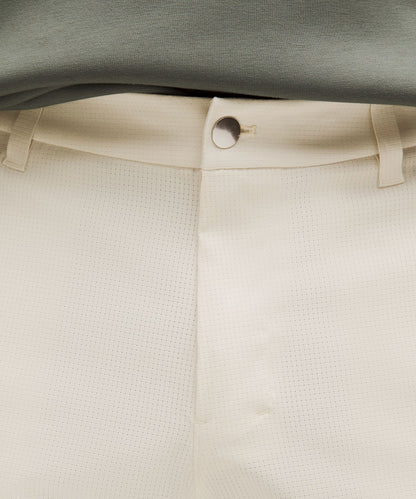 Lululemon ABC Classic-Fit Short 7" *WovenAir Light Ivory