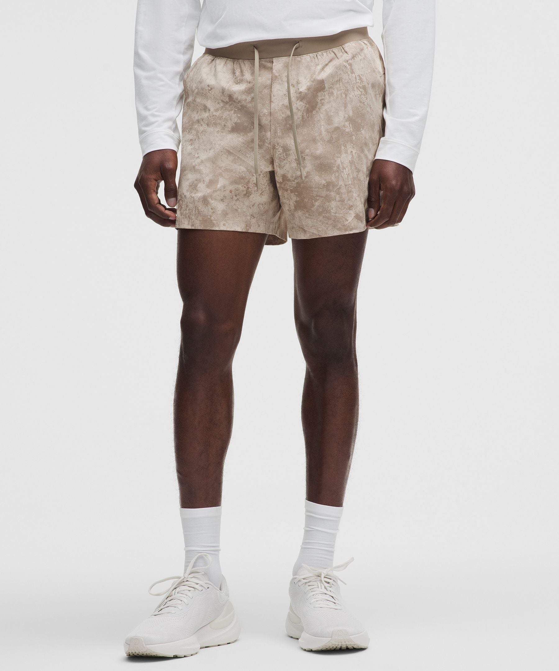 Lululemon Zeroed In Linerless Short 5" Carbon Crunch Sheer Oak Multi