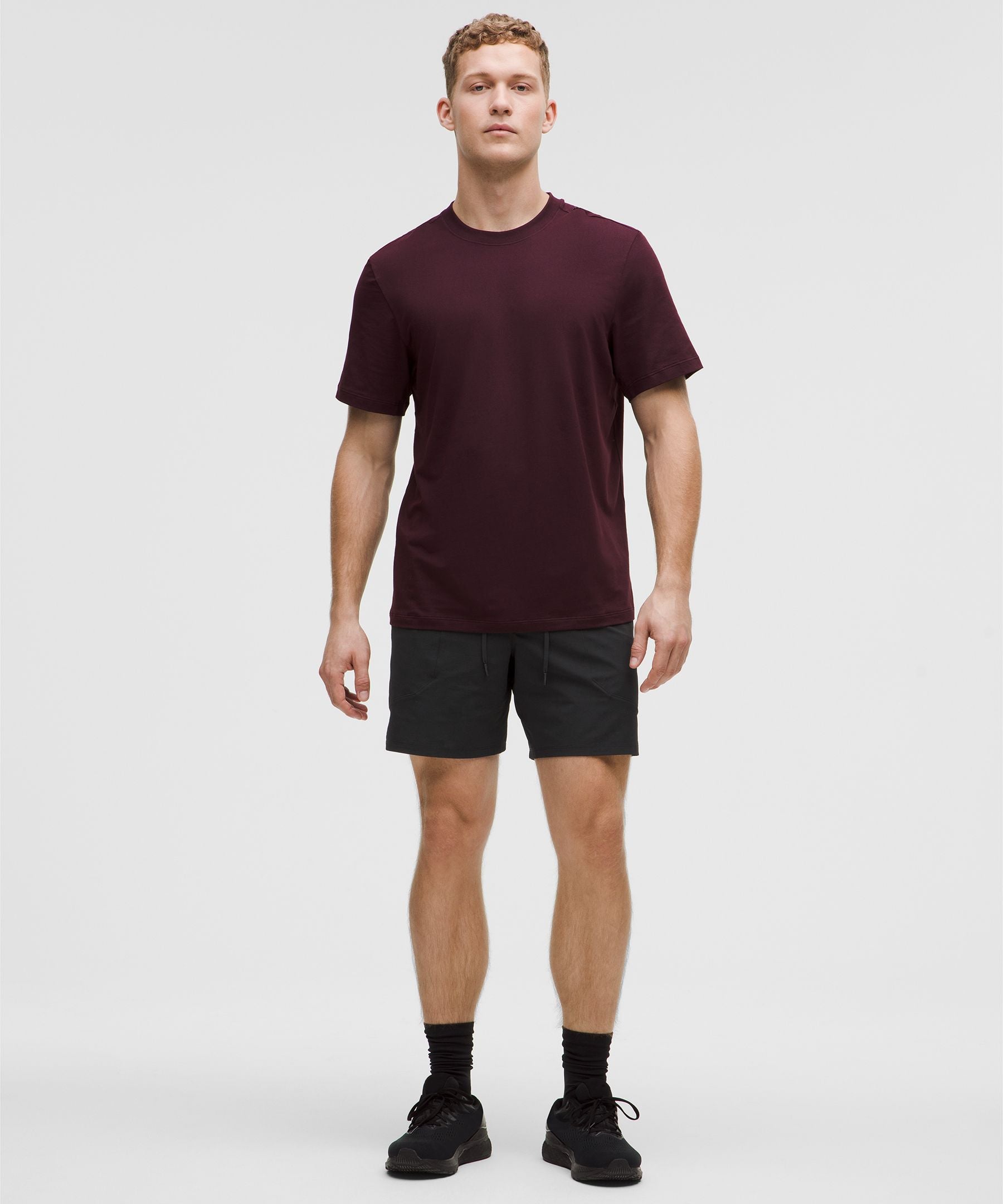 Lululemon License to Train Linerless Short 7" *Updated Black