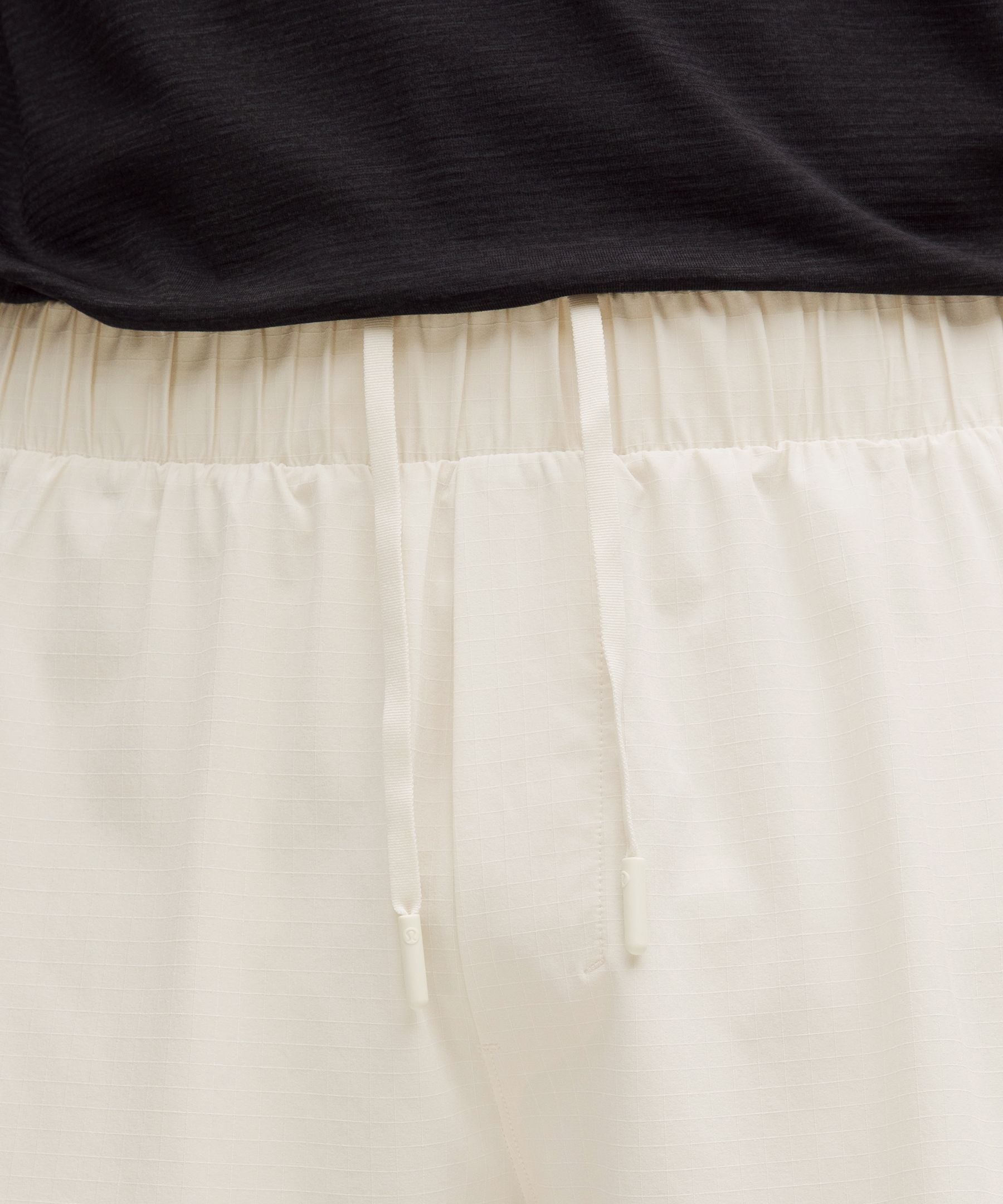 Lululemon Mile Maker Ripstop Lined Short 4"