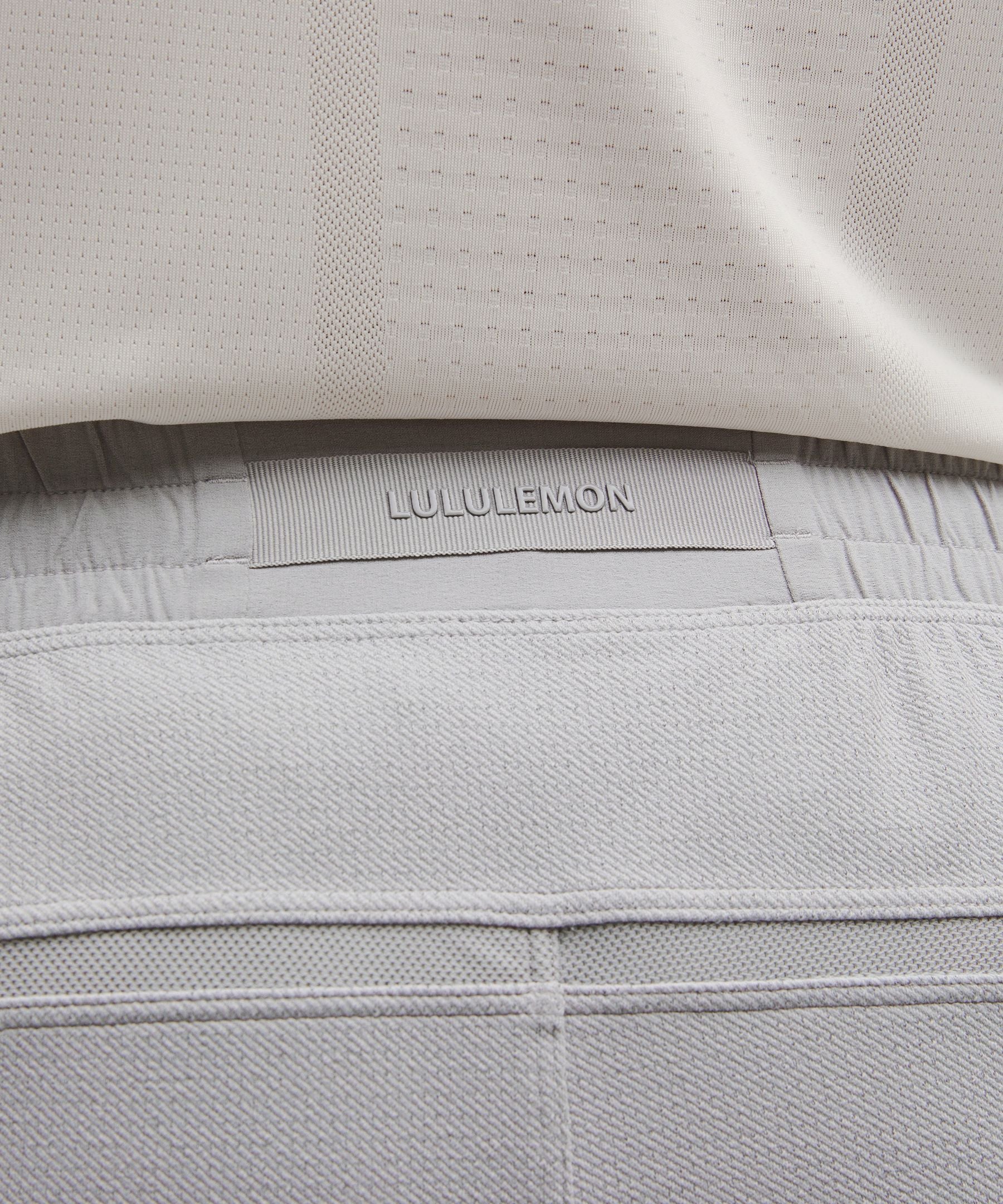 Lululemon Pace Breaker Reflective Linerless Knit Short 7"