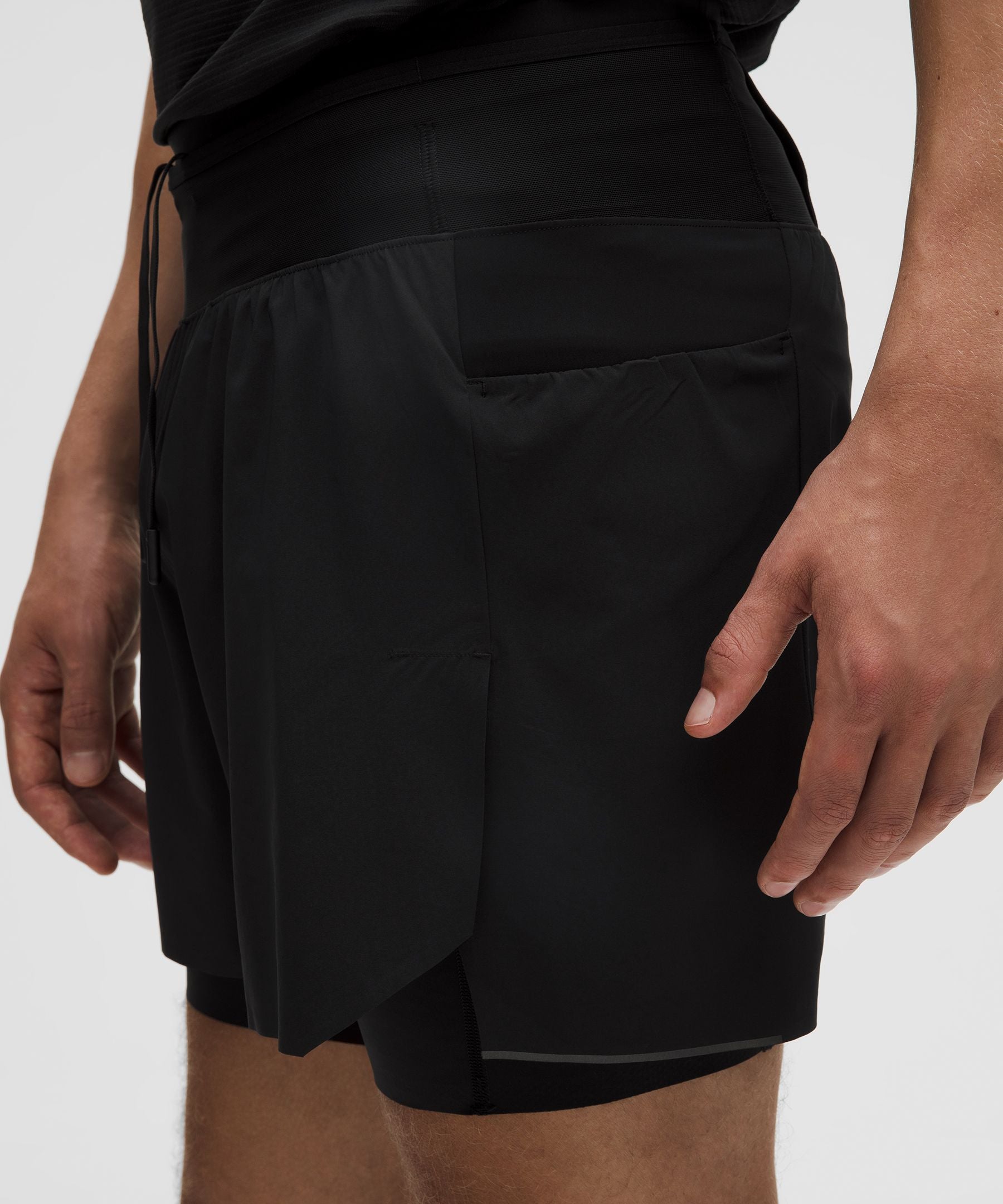 Lululemon Fast and Free Multi-Pocket Running Short 5"