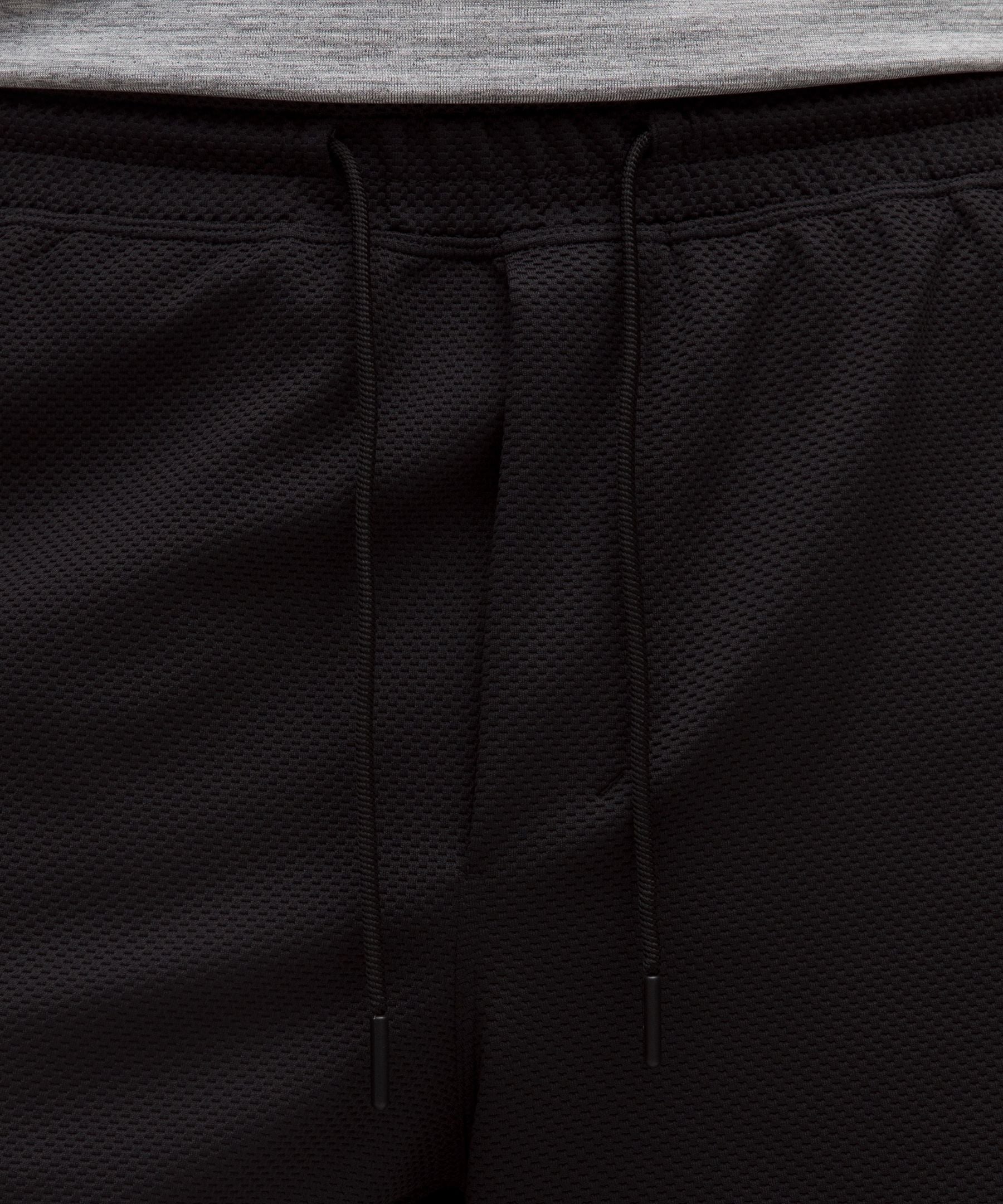 Lululemon Pace Breaker Linerless Short 7" *Shine