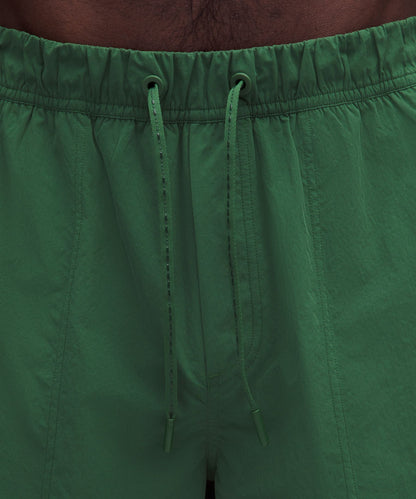 Lululemon Beach to Trail Lined Short 7"