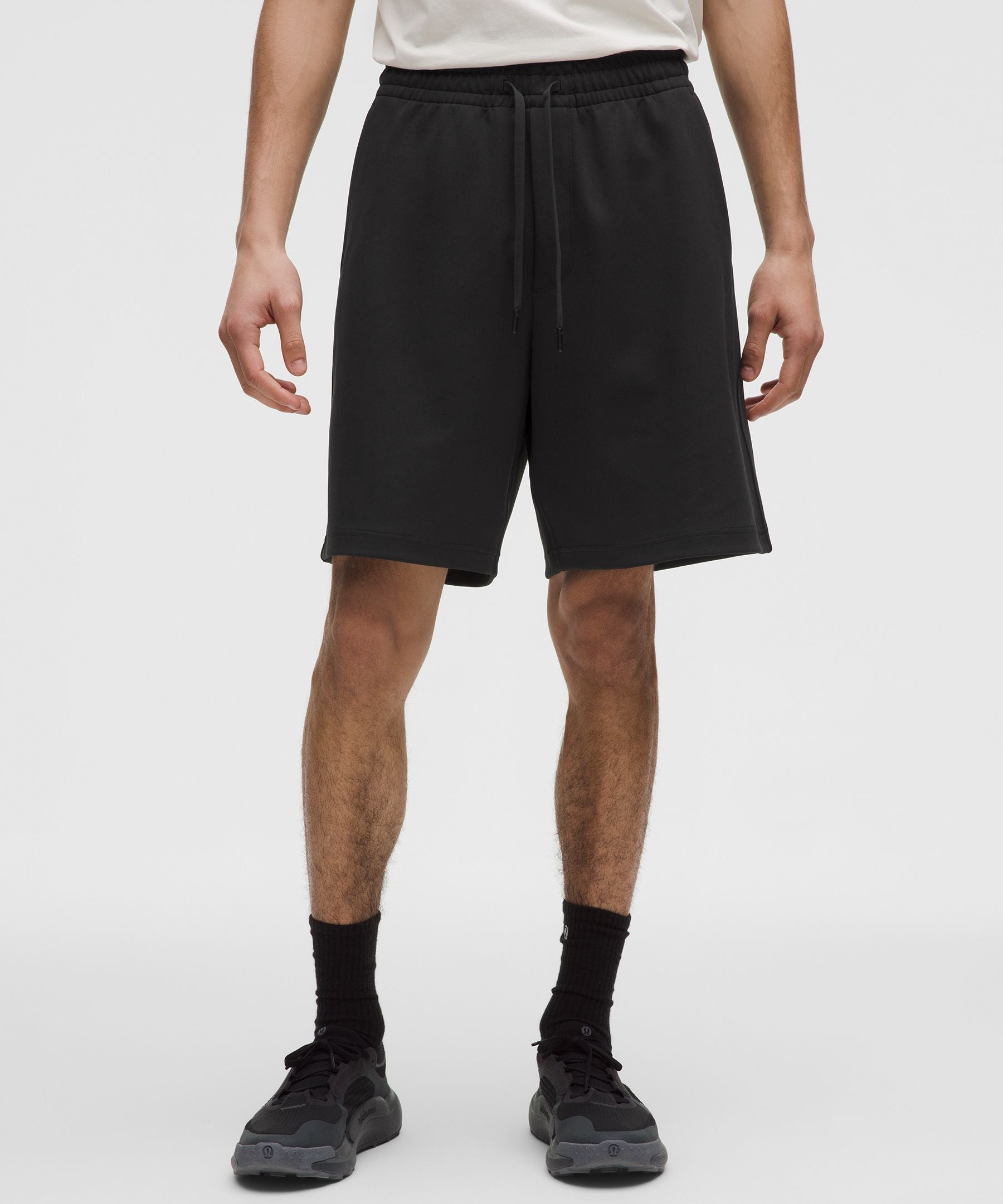 Lululemon Grand Standard Short 8"