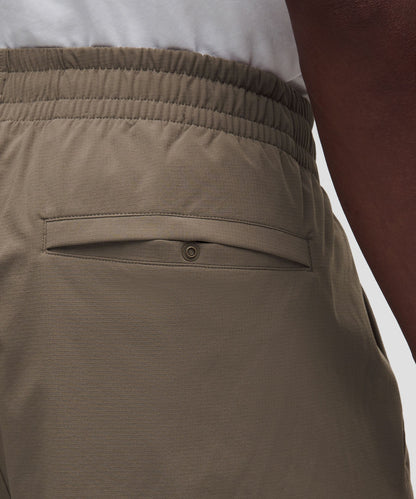 Lululemon Zero Tucks Short 5"