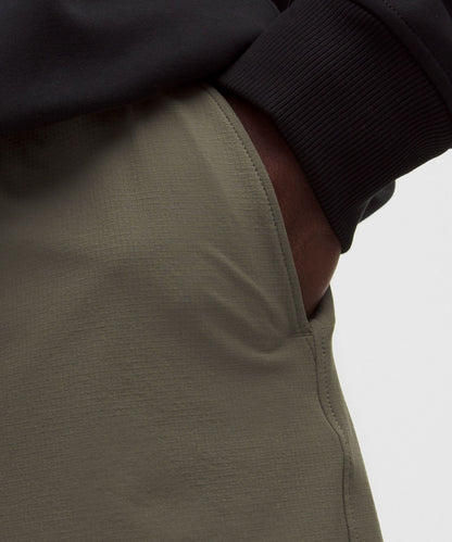 Lululemon Zero Tucks Short 5"
