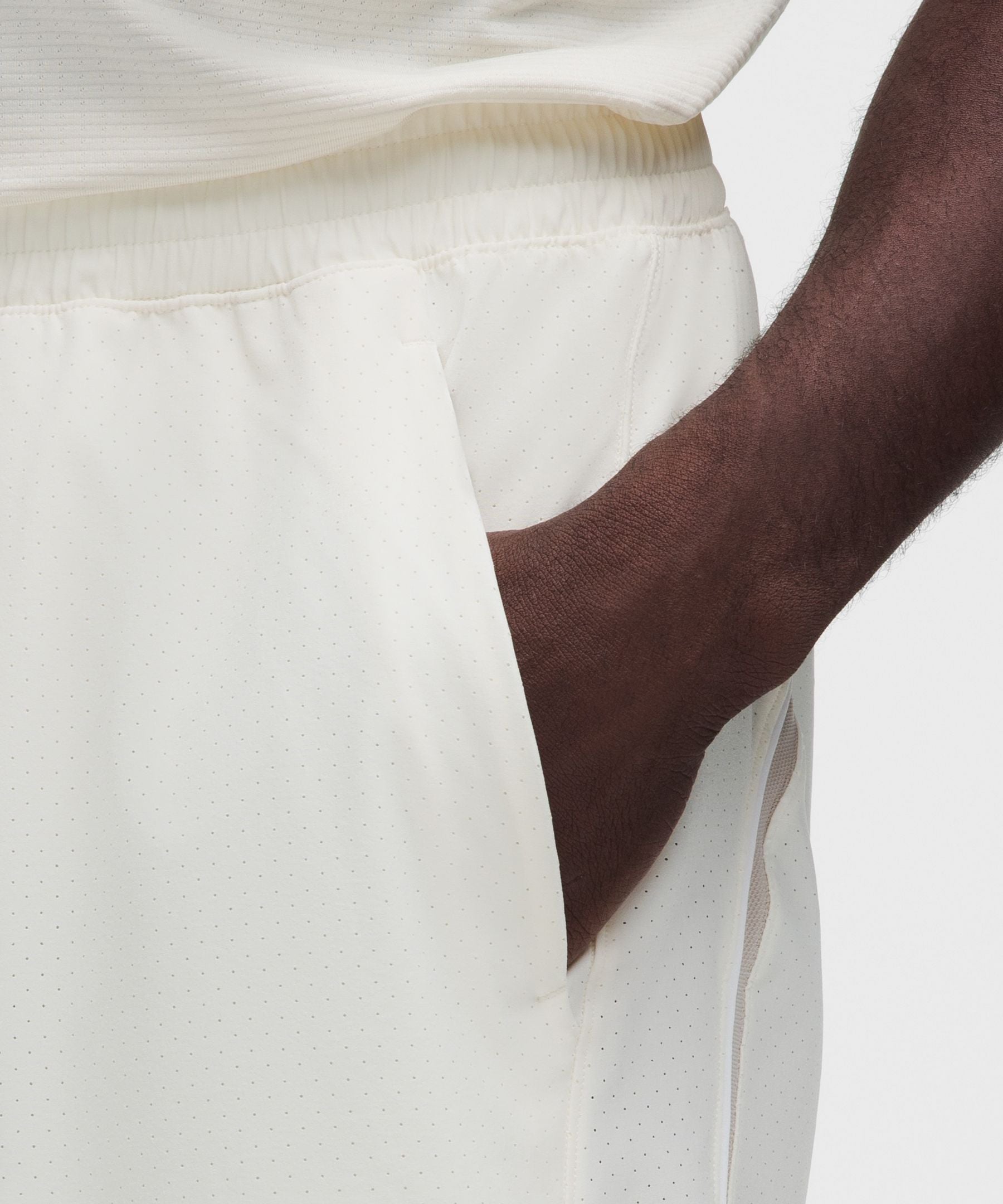 Lululemon Pace Breaker Linerless Short 7" *Perforated