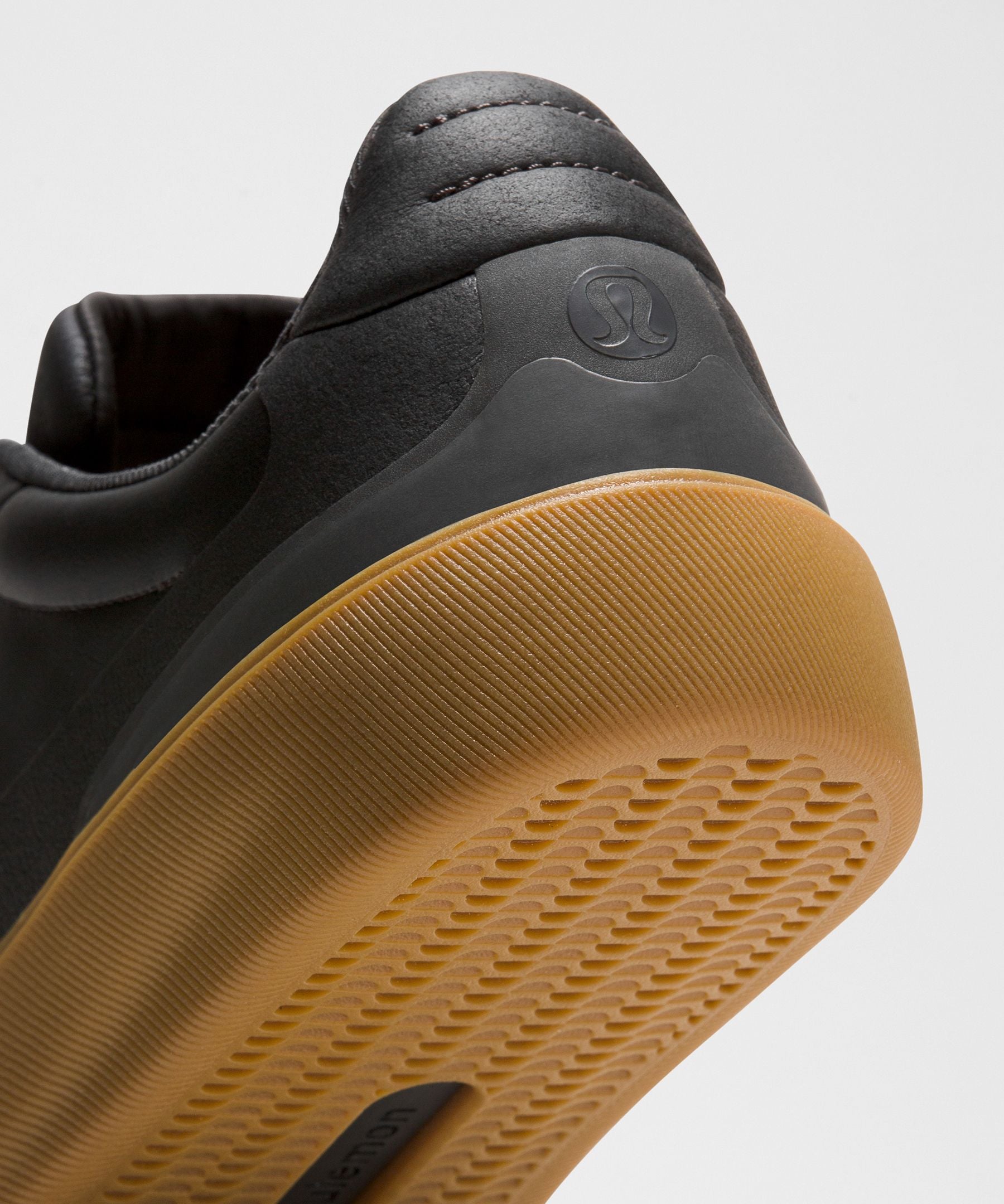 Lululemon Men's Cityverse Sneaker Black/Filbert Tan/Graphite Grey