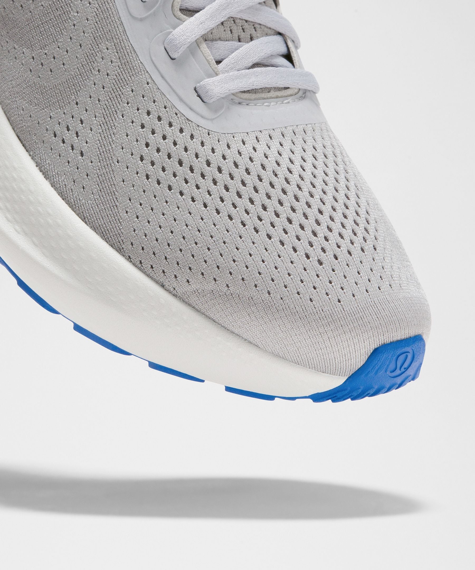Lululemon Men's Beyondfeel Running Shoe Silver Drop/Vapor/Galactic Cobalt