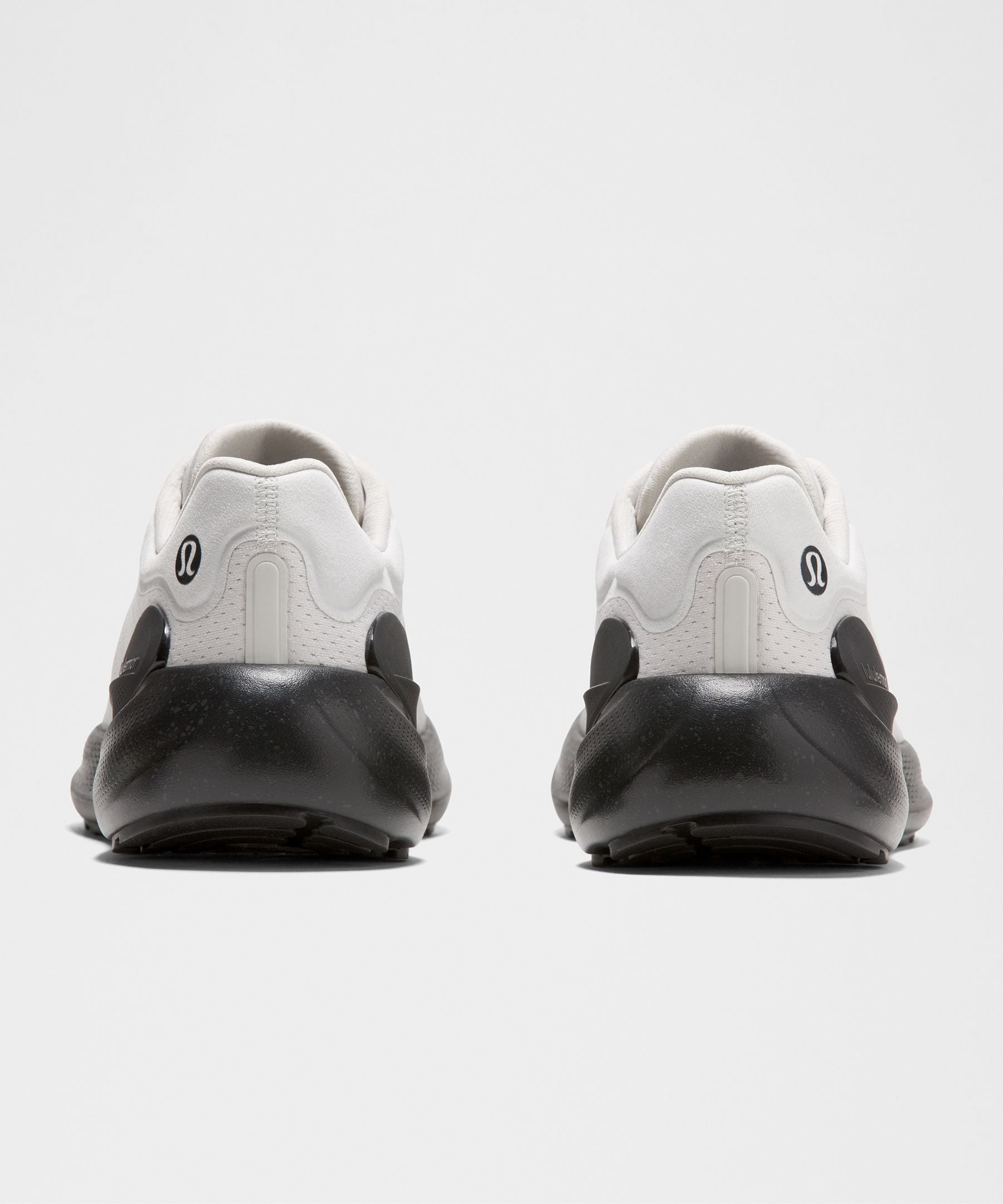 Lululemon Men's Beyondfeel Running Shoe