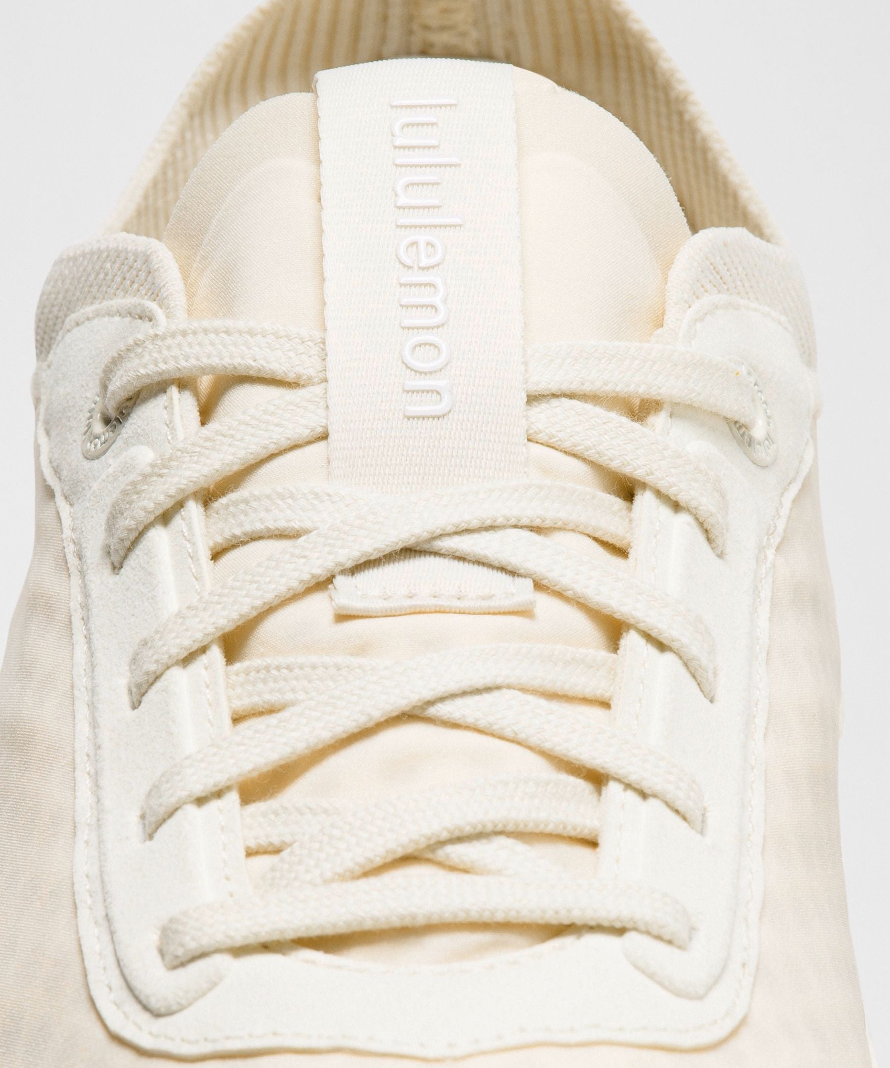 Lululemon Men's CrossCity Sneaker
