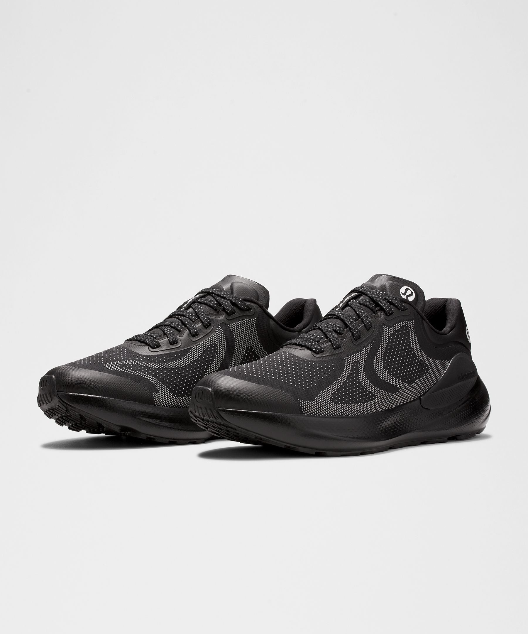 Lululemon Men's Beyondfeel Waterproof Running Shoe