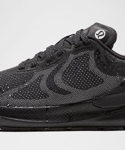 Lululemon Men's Beyondfeel Waterproof Running Shoe