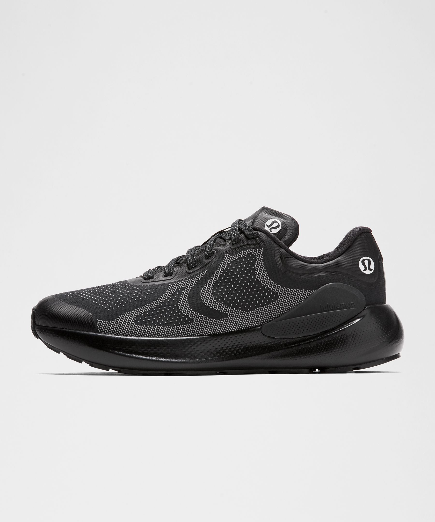 Lululemon Men's Beyondfeel Waterproof Running Shoe