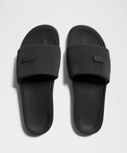 Lululemon Men's Restfeel Woven Slide