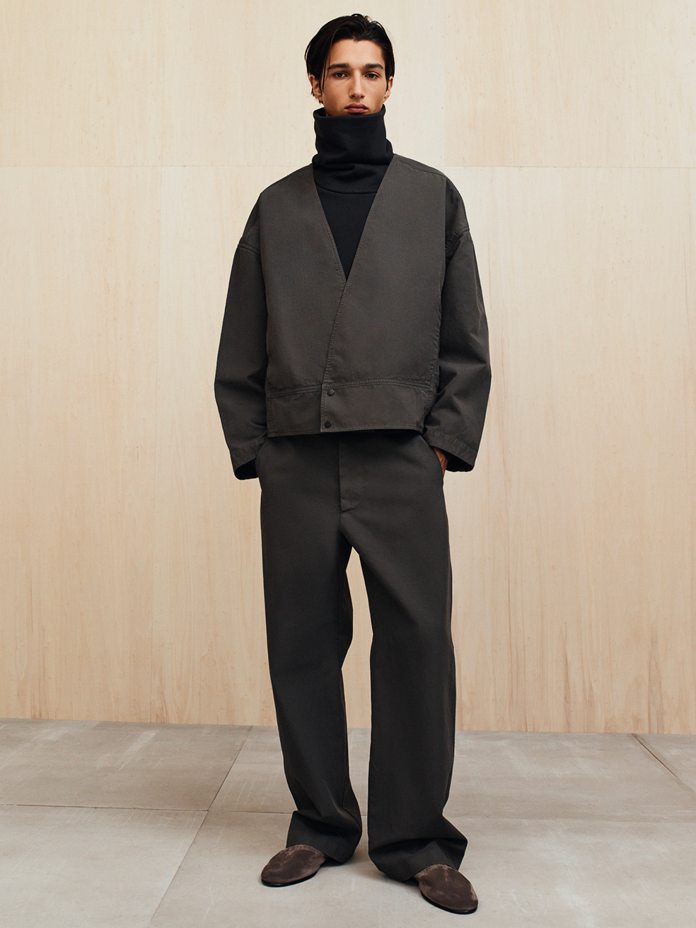 Essentials Garment Dyed Cotton Casual Pant Dark Grey