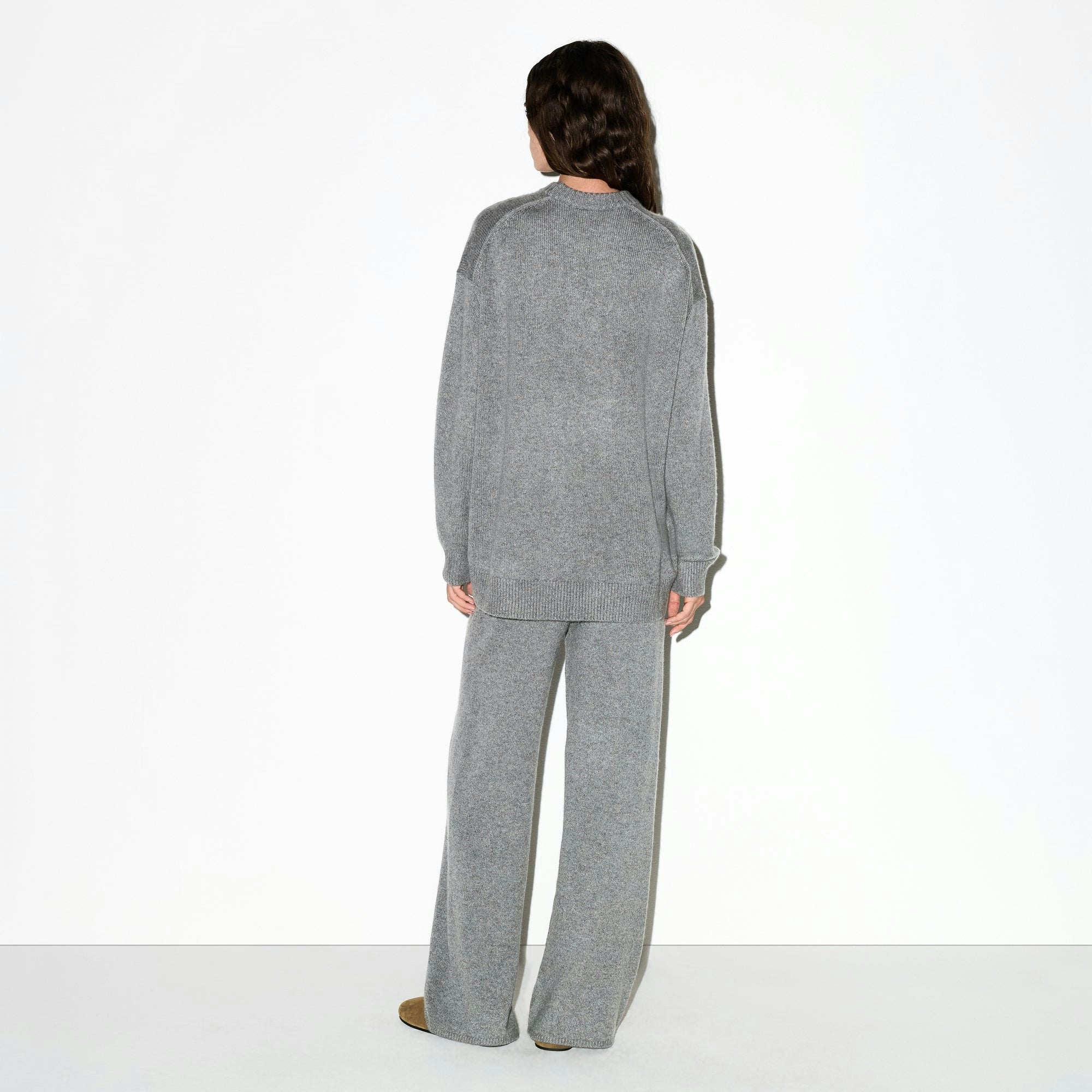 Skims Cashmere Oversized Sweater Dark Heather Grey