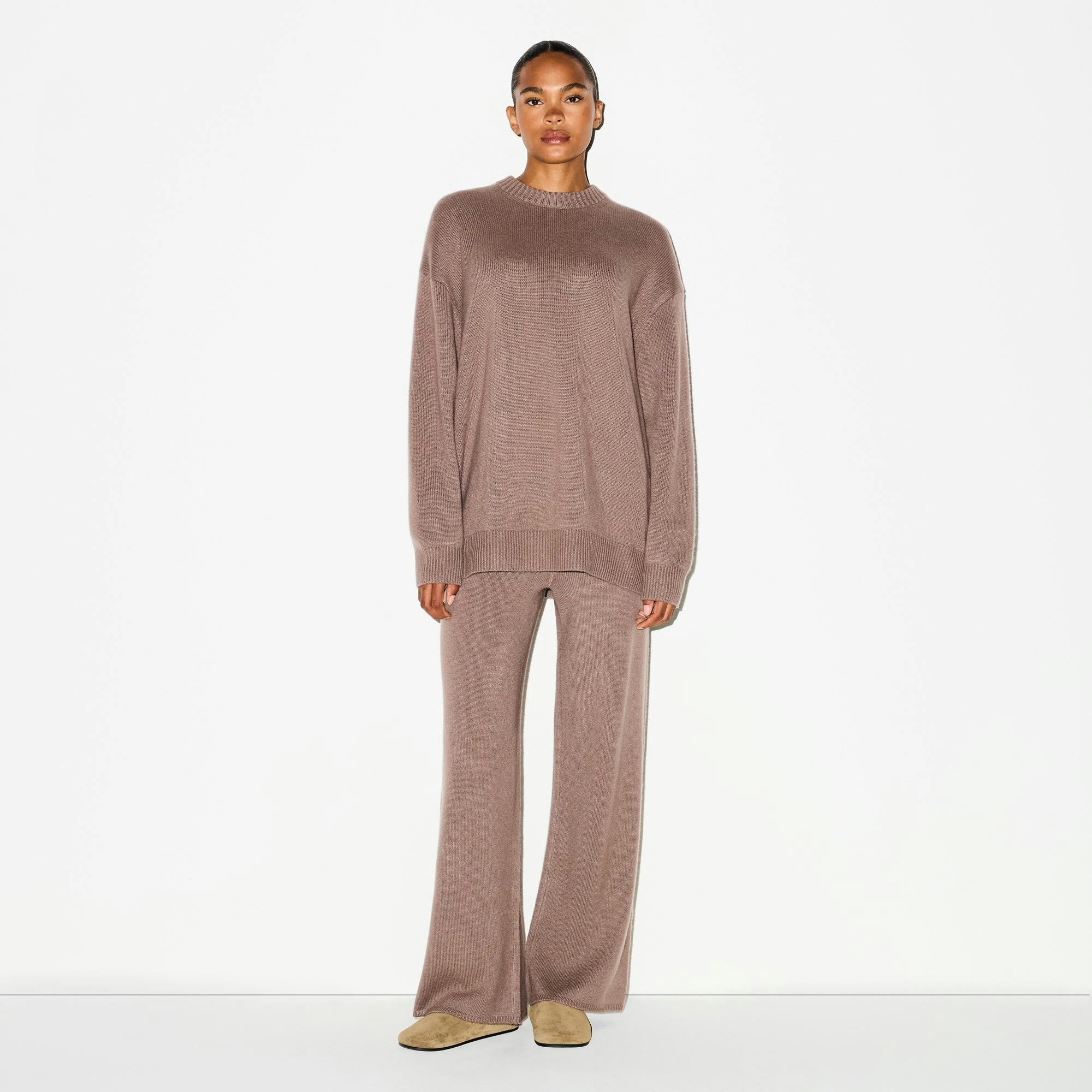 CASHMERE OVERSIZED SWEATER