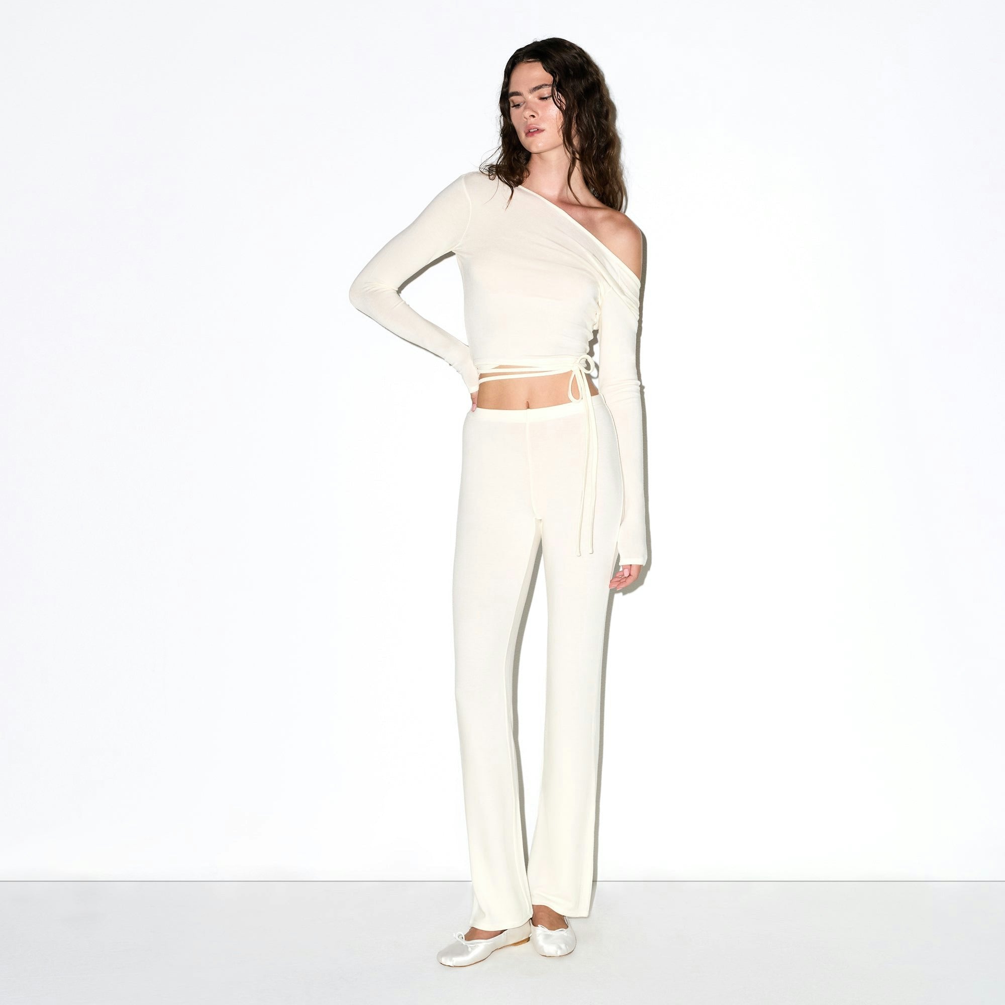 LIGHTWEIGHT MODAL LONG SLEEVE WRAP TOP