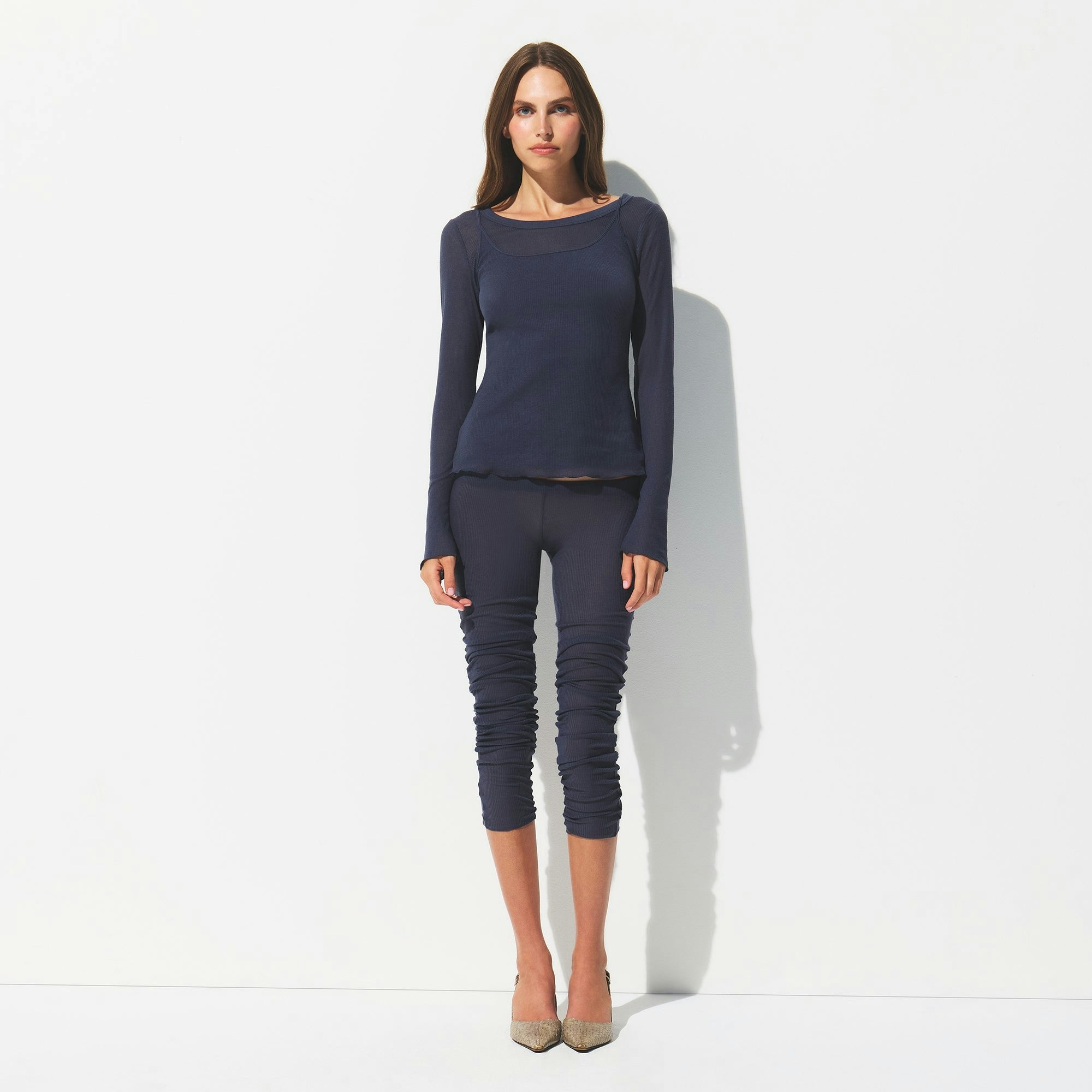 SHEER RIB LONG SLEEVE CREW NECK TOP