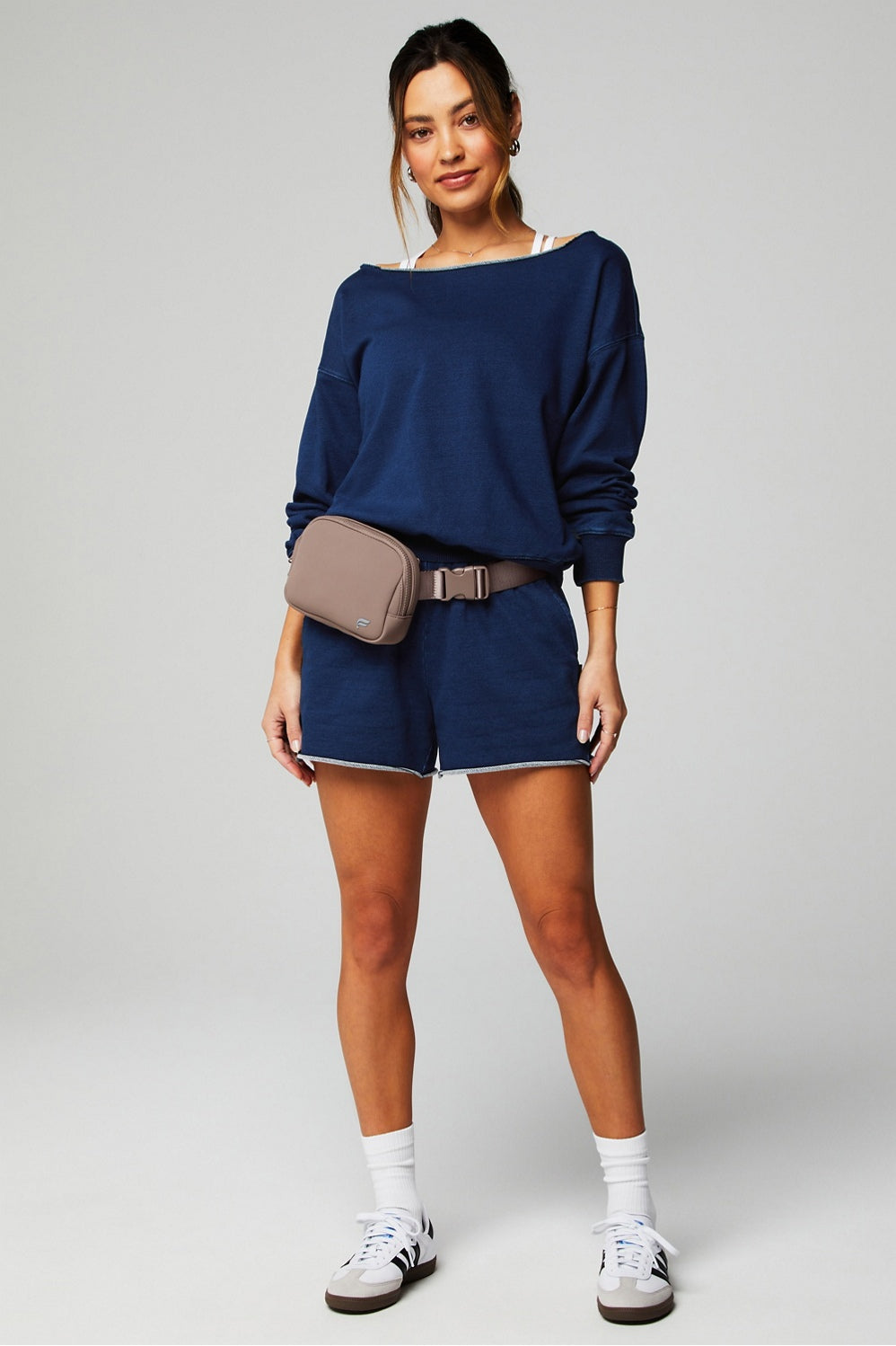#color_medium-washed-indigo
