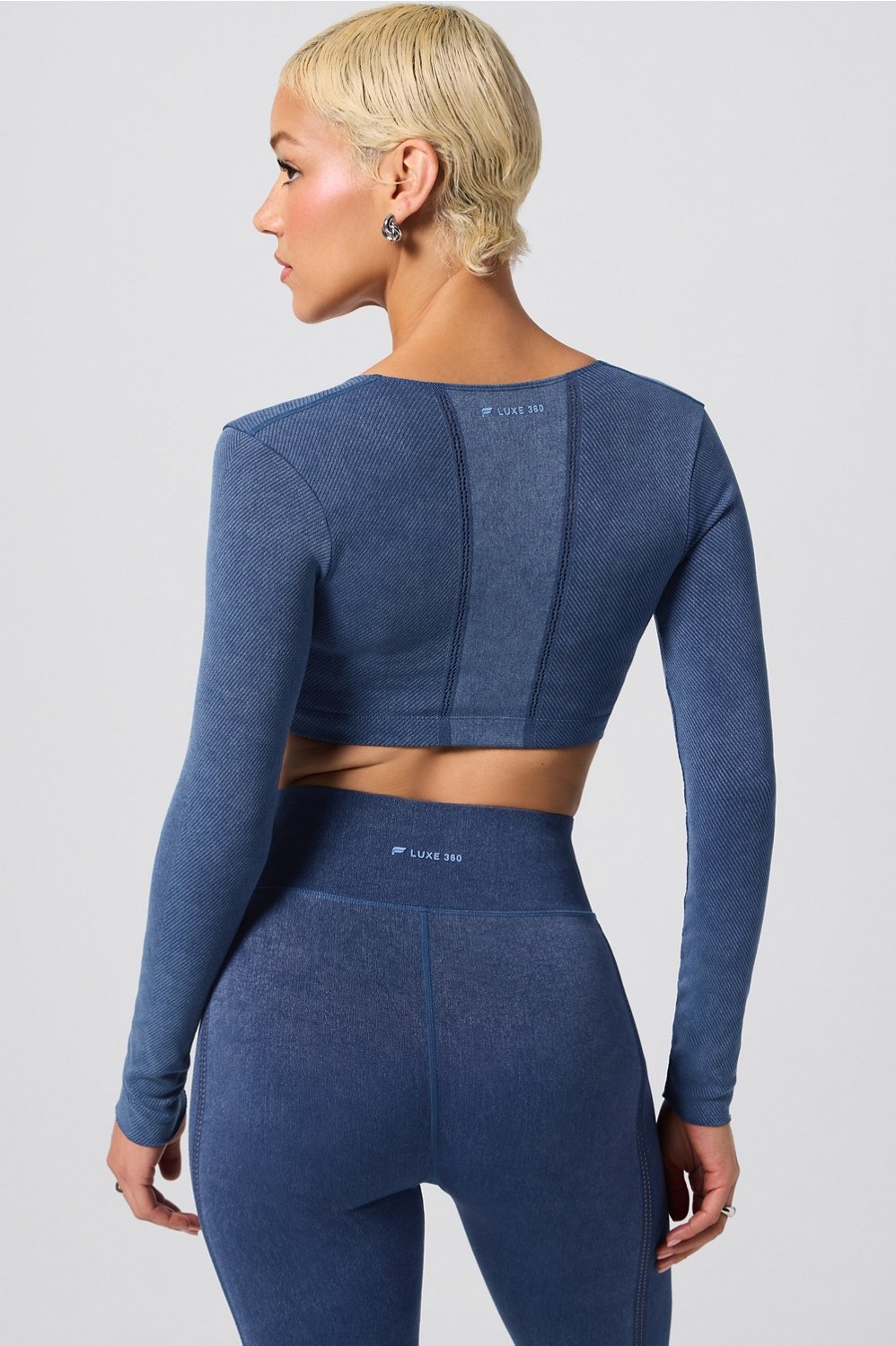 #color_washed-classic-indigo