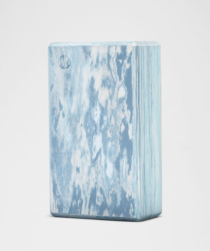 Lululemon Lift and Lengthen Yoga Block
