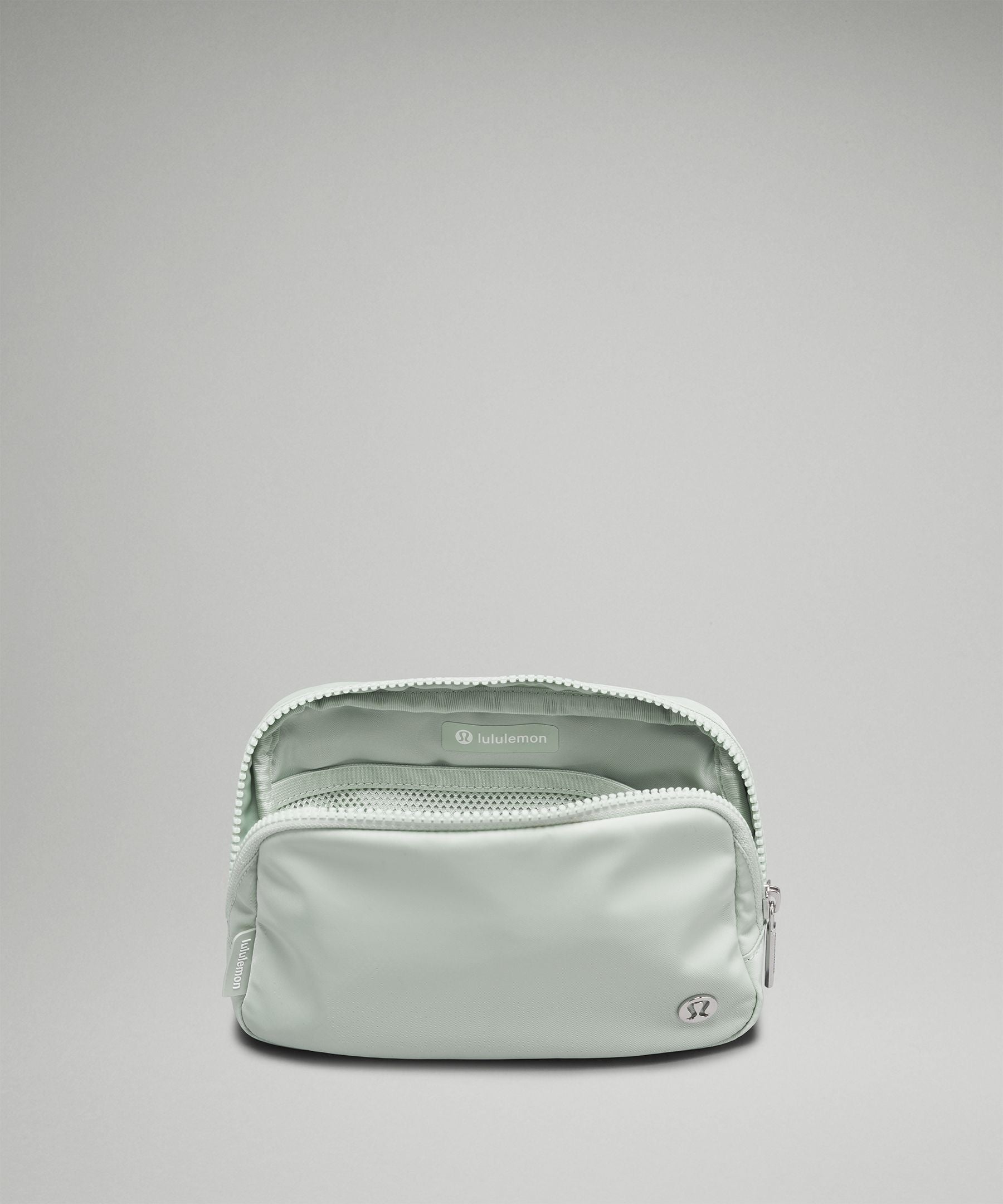 Lululemon Everywhere Belt Bag 1L