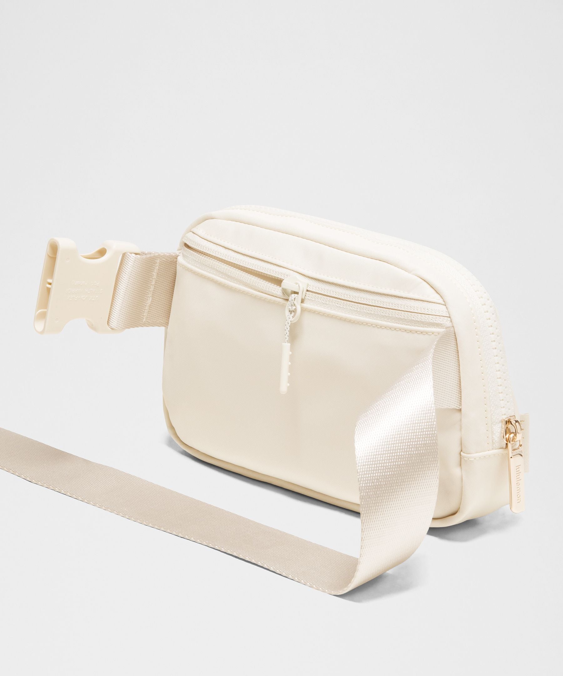 Lululemon Everywhere Belt Bag 1L