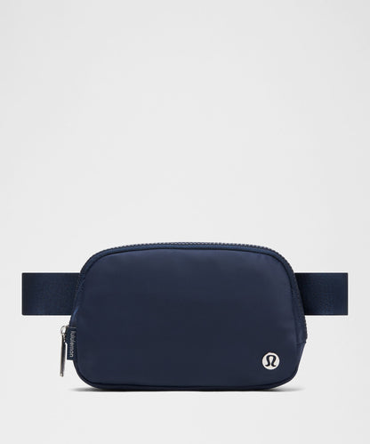 Lululemon Everywhere Belt Bag 1L