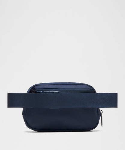 Lululemon Everywhere Belt Bag 1L