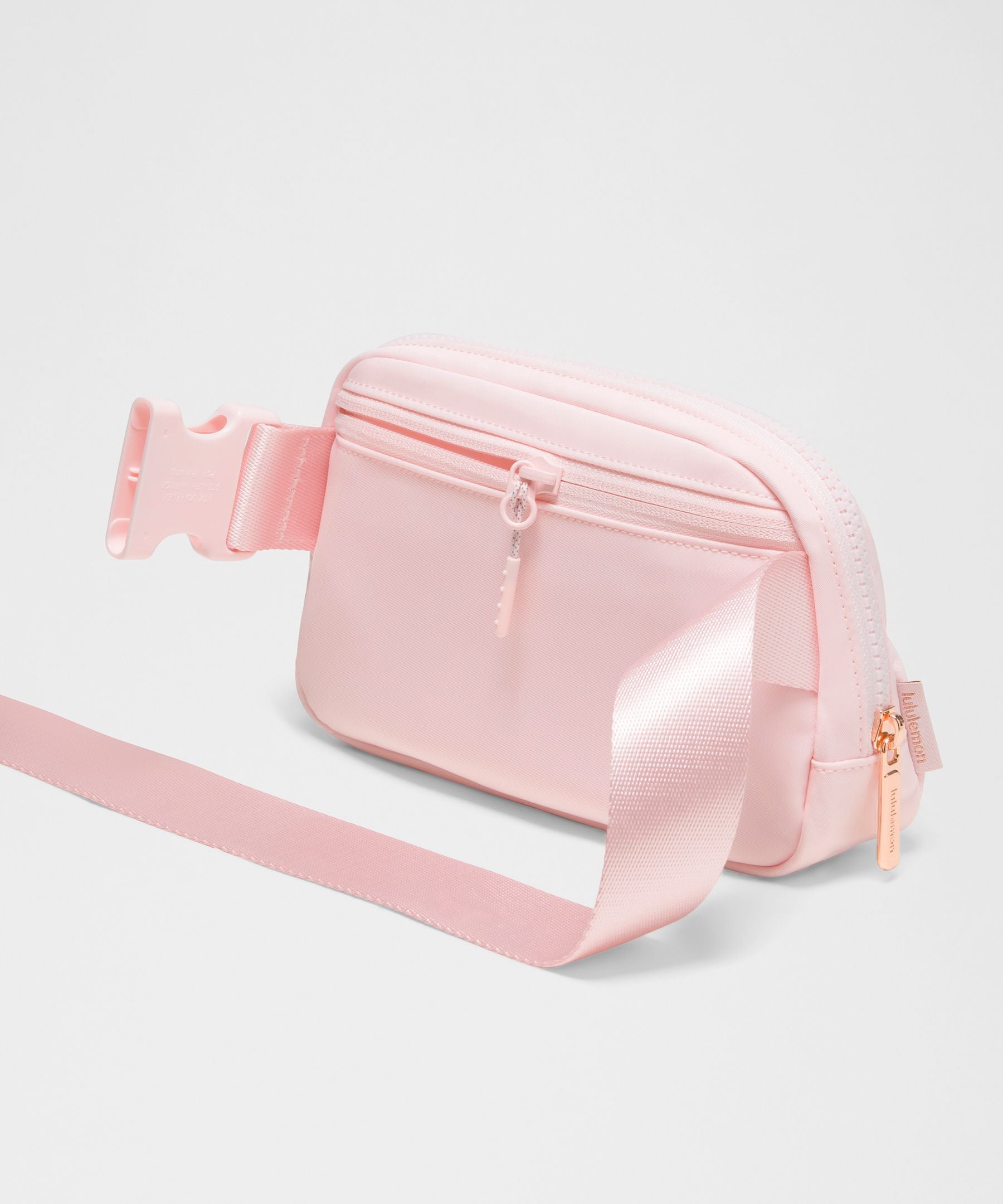 Lululemon Everywhere Belt Bag 1L
