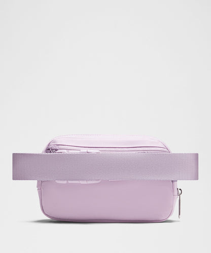 Lululemon Everywhere Belt Bag 1L