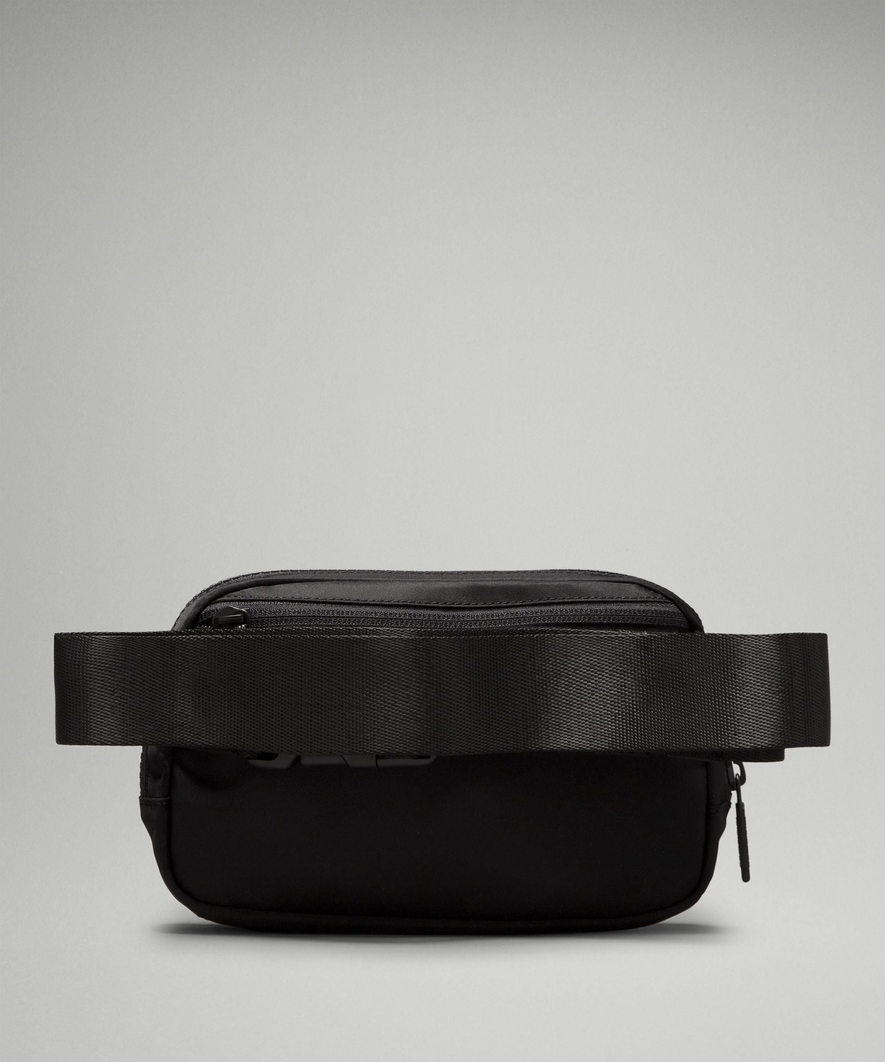 Lululemon Everywhere Belt Bag 1L