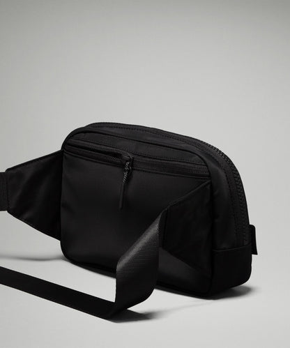 Lululemon Everywhere Belt Bag Large 2L