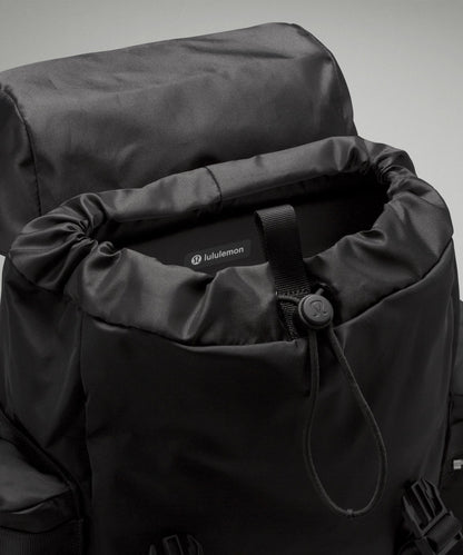 Lululemon Wunderlust Backpack *Mini 14L