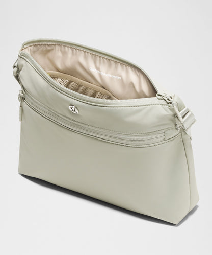 Lululemon New Parent Backpack 17L