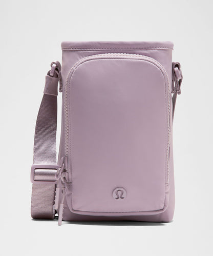 Lululemon Water Bottle Crossbody with Front Pocket 2L