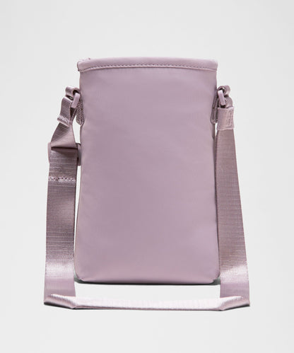Lululemon Water Bottle Crossbody with Front Pocket 2L