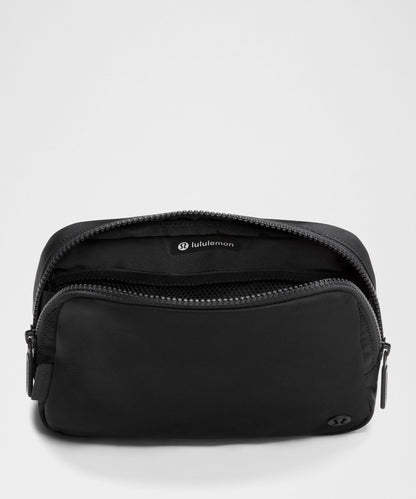 Lululemon Everywhere Belt Bag Large with Long Strap 2L