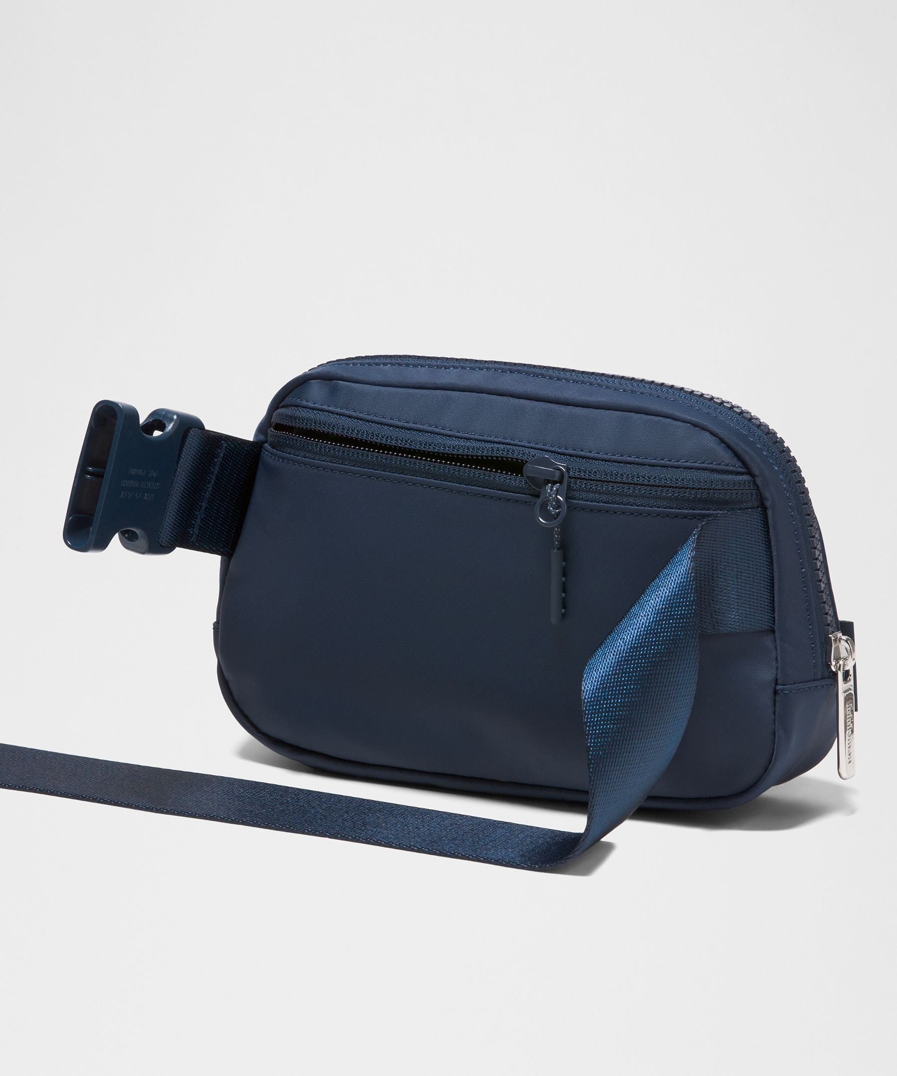 Lululemon Everywhere Belt Bag with Long Strap 1L