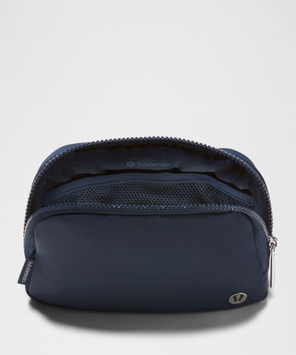 Lululemon Everywhere Belt Bag with Long Strap 1L