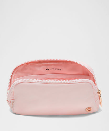 Lululemon Everywhere Belt Bag with Long Strap 1L