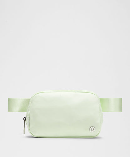 Lululemon Everywhere Belt Bag with Long Strap 1L
