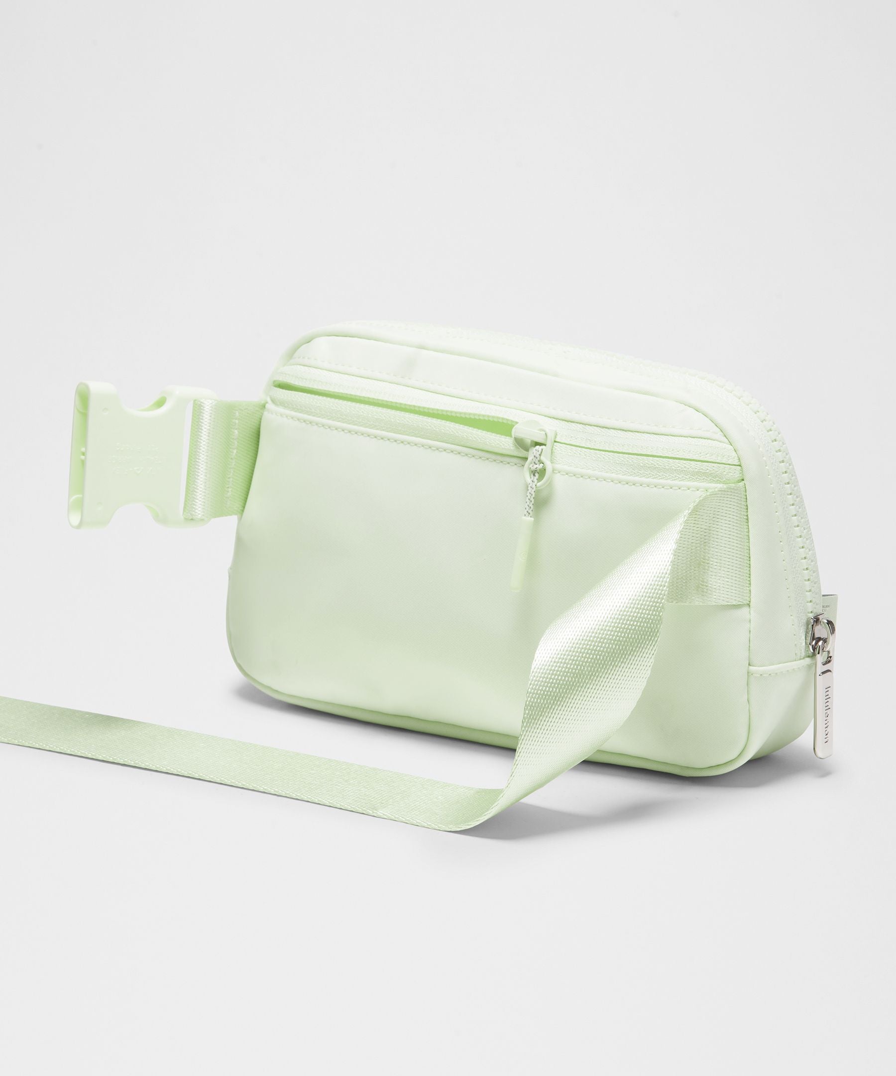 Lululemon Everywhere Belt Bag with Long Strap 1L