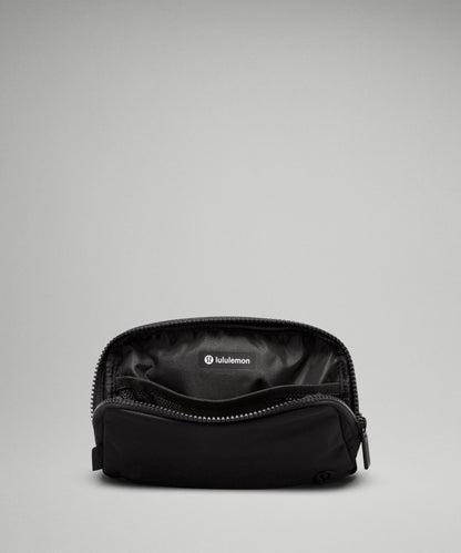 Lululemon Everywhere Belt Bag with Long Strap 1L