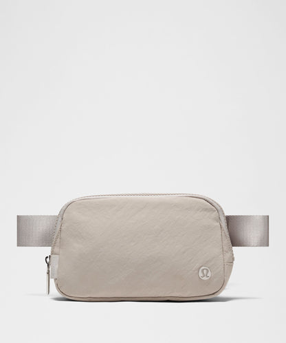 Lululemon Everywhere Belt Bag with Long Strap 1L