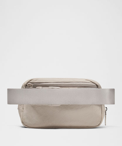 Lululemon Everywhere Belt Bag with Long Strap 1L
