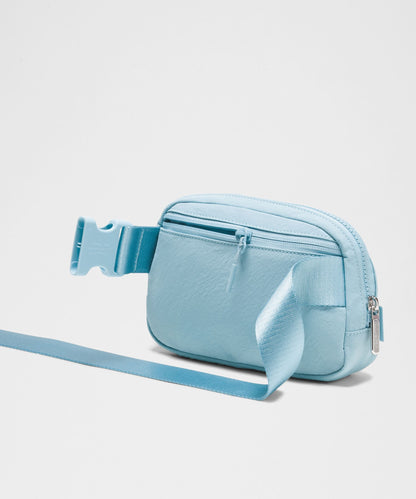 Lululemon Everywhere Belt Bag with Long Strap 1L